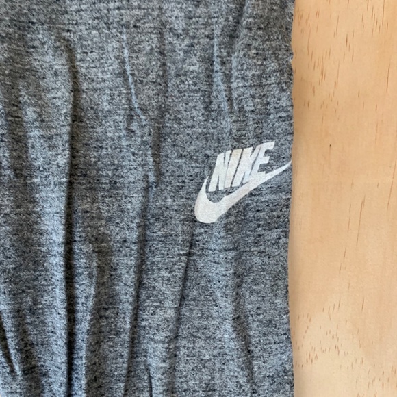 Nike Women's Pants - Picture 2 of 4